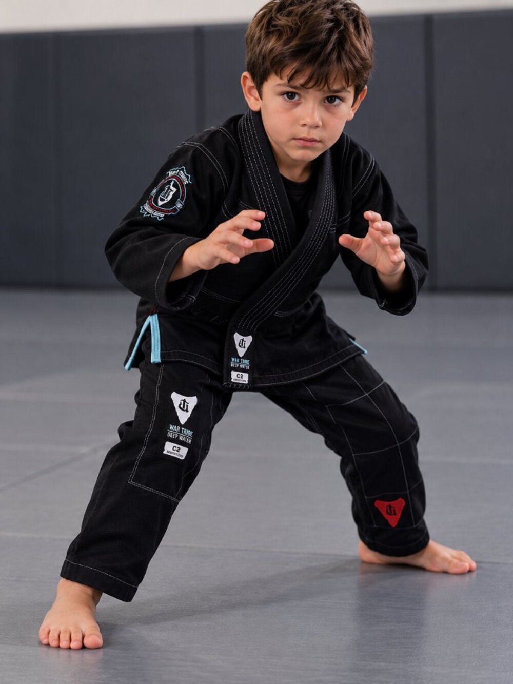 War Tribe Kids Deep Water Jiu Jitsu Gi Black Size C2 - Like New Worn Once